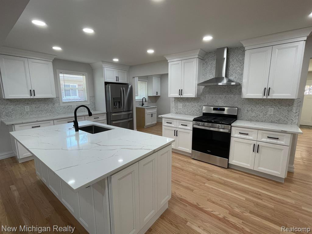7679 PROVINCIAL Road, Canton, MI 48187 — Photo 10