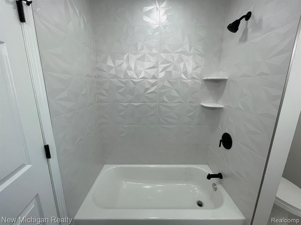 7679 PROVINCIAL Road, Canton, MI 48187 — Photo 20