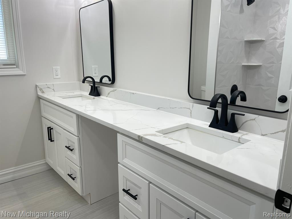 7679 PROVINCIAL Road, Canton, MI 48187 — Photo 24