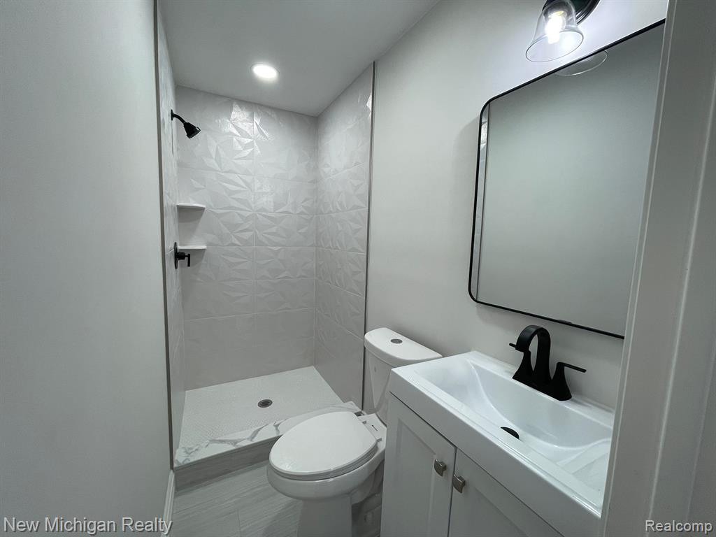 7679 PROVINCIAL Road, Canton, MI 48187 — Photo 30