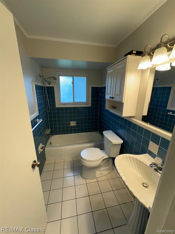 1007 MARION Drive, Holly, MI 48442 — Photo 3