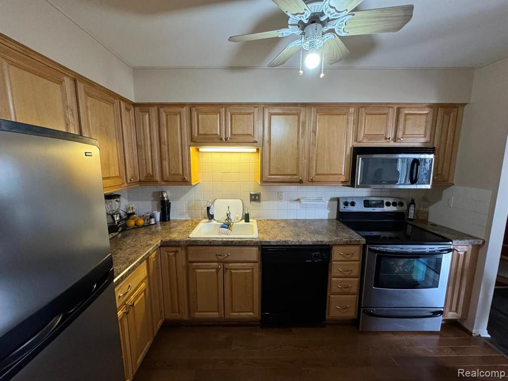 30475 W 14 MILE Road, 75, Farmington Hills, MI 48334 — Photo 14