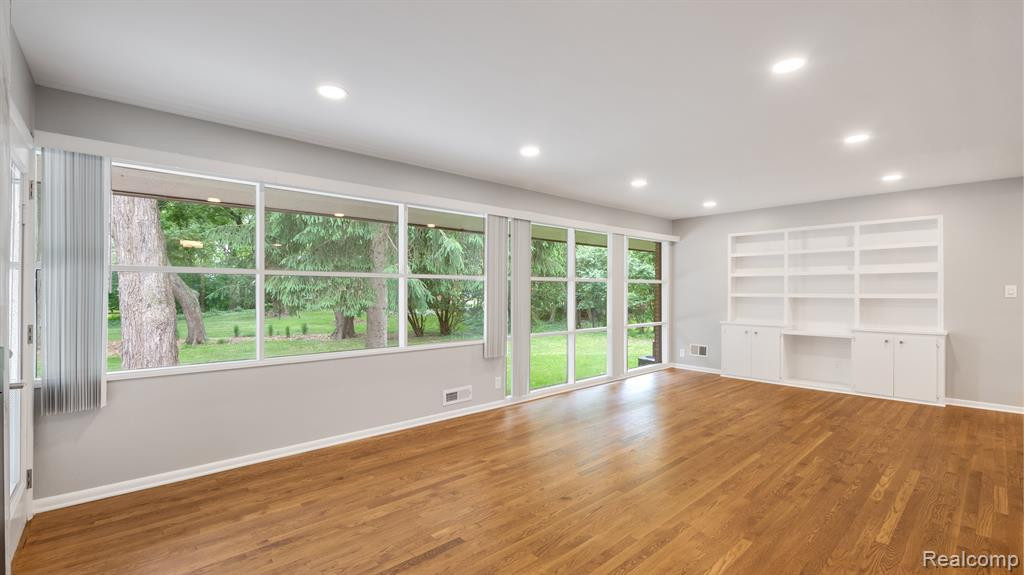 4165 QUARTON Road, Bloomfield Hills, MI — Photo 12