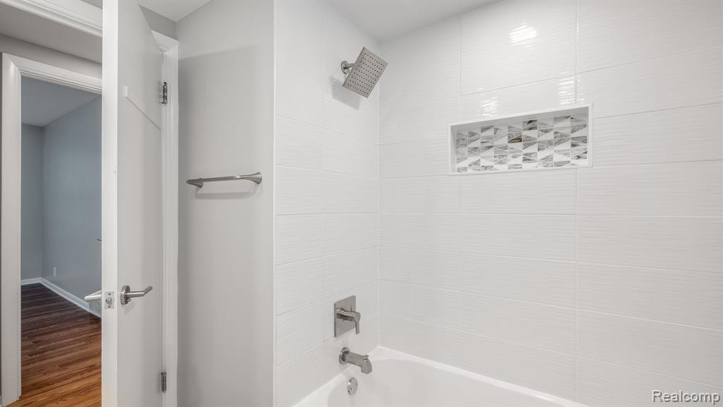 4165 QUARTON Road, Bloomfield Hills, MI — Photo 22