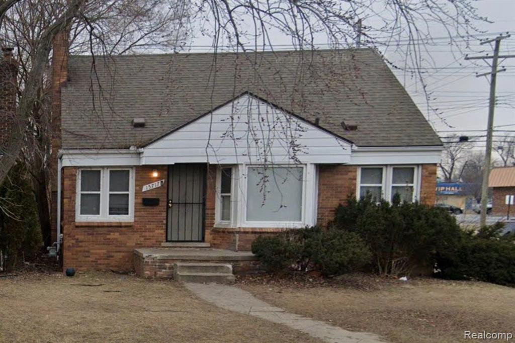 15717 CARLISLE Street, Detroit, MI 48205