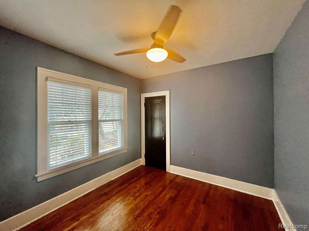 406 EDMUND Avenue, Royal Oak, MI 48073 — Photo 25