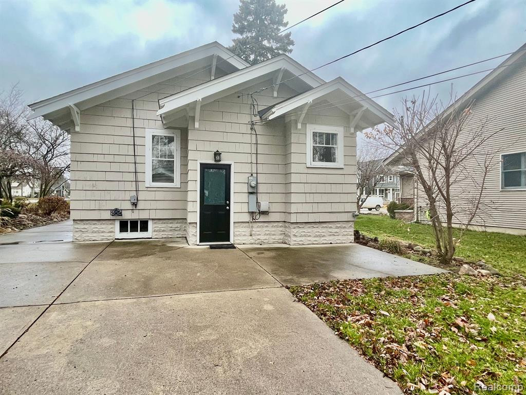 406 EDMUND Avenue, Royal Oak, MI 48073 — Photo 26