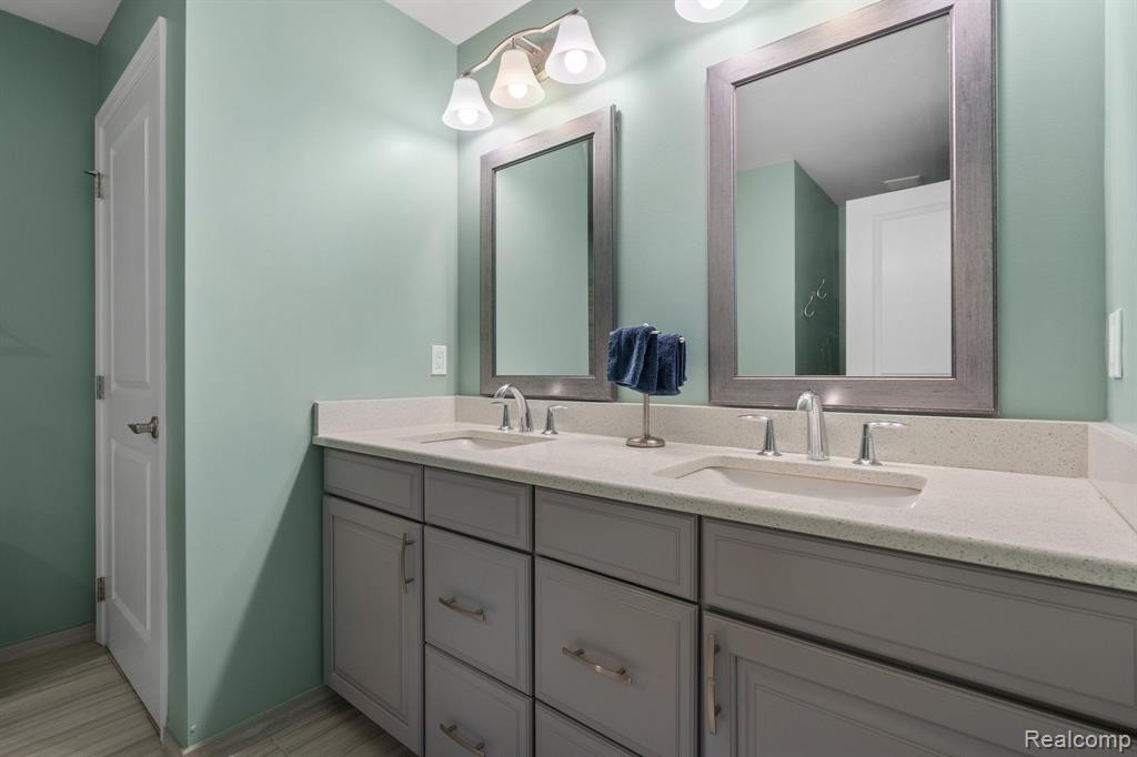 42844 CARDINAL Way, Novi, MI — Photo 31