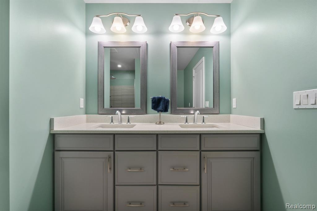 42844 CARDINAL Way, Novi, MI — Photo 33
