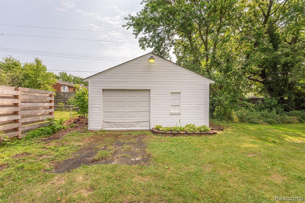 12 W WARNER Street, Ypsilanti, MI 48197 — Photo 9