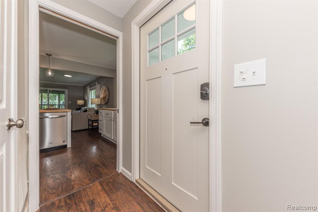 12 W WARNER Street, Ypsilanti, MI 48197 — Photo 25