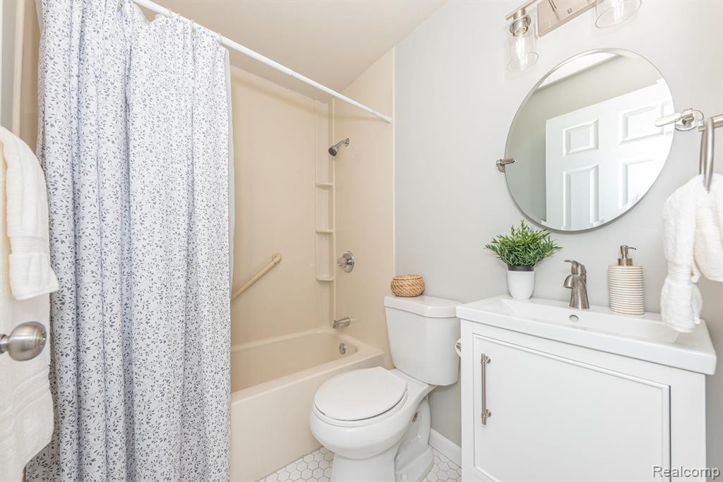 12 W WARNER Street, Ypsilanti, MI 48197 — Photo 53
