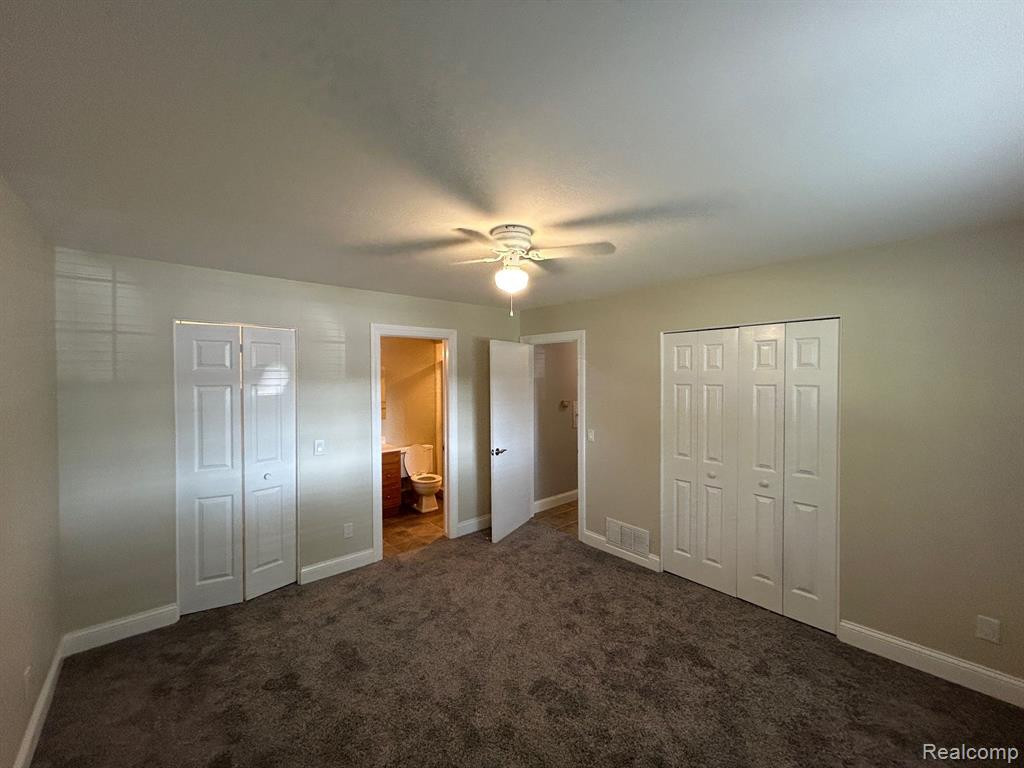 683 E FOX HILLS Drive, Bloomfield Hills, MI 48304 — Photo 18