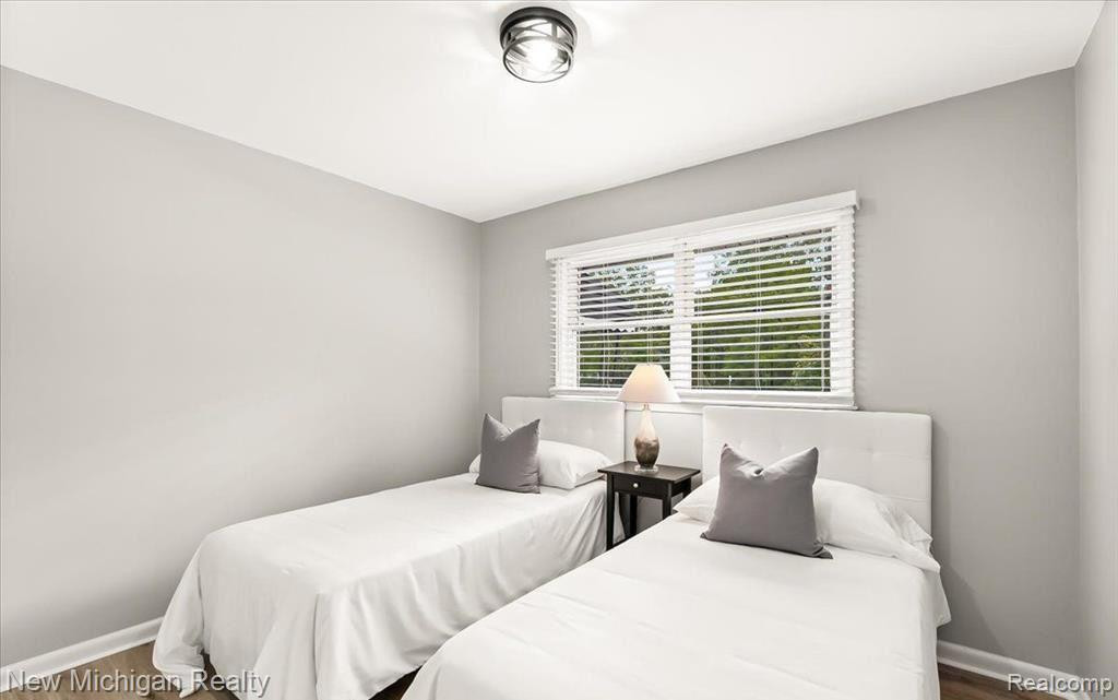 1386 W MICHIGAN Avenue, Ypsilanti, MI 48197 — Photo 14