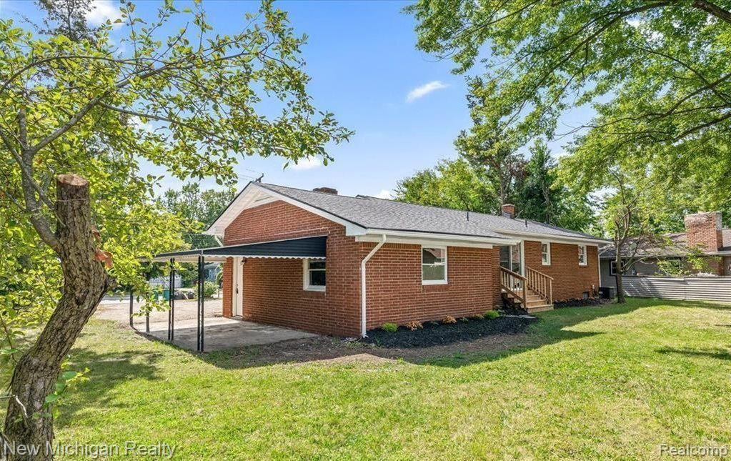1386 W MICHIGAN Avenue, Ypsilanti, MI 48197 — Photo 22