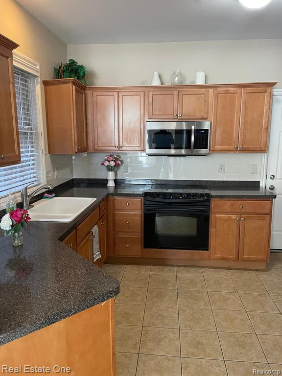 1542 Commodore Circle, Canton, MI 48187 — Photo 5