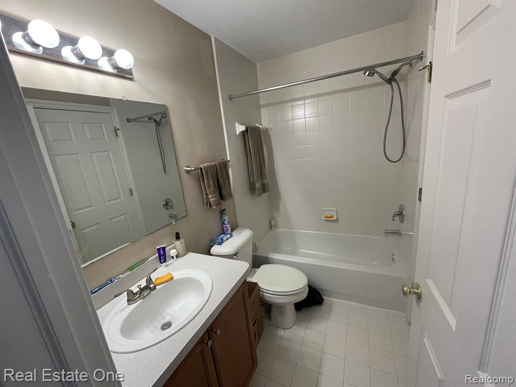 1542 Commodore Circle, Canton, MI 48187 — Photo 12