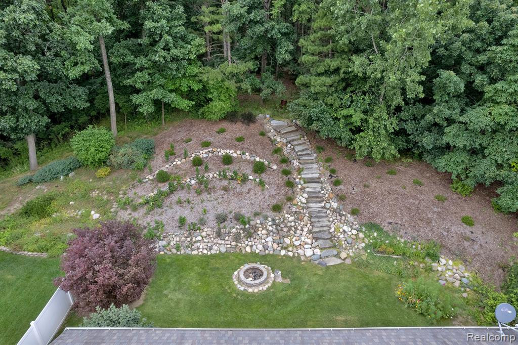 118 JAMESTOWN Drive, Metamora, MI 48455 — Photo 5