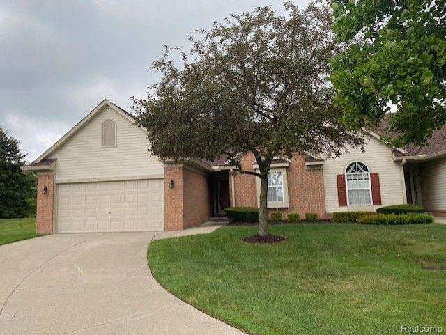 2016 MAPLEHURST Drive, 49, Commerce Twp, MI 48390 — front exterior