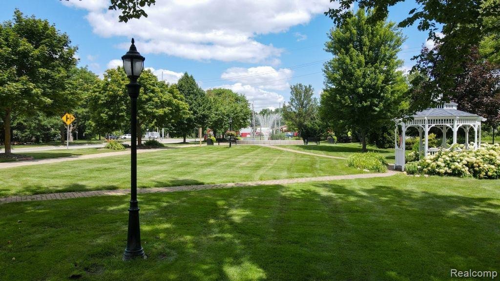 497 LYON Boulevard, South Lyon, MI 48178 — Photo 32