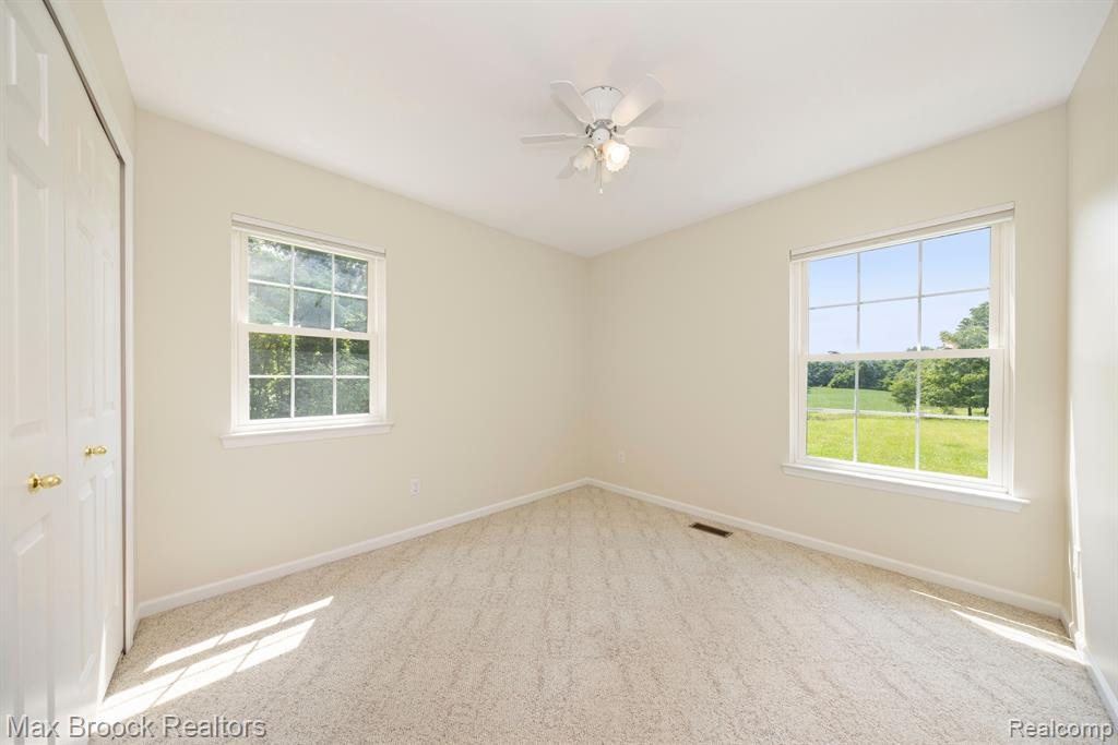 6694 FLEMING Road, Fowlerville, MI 48836 — Photo 21