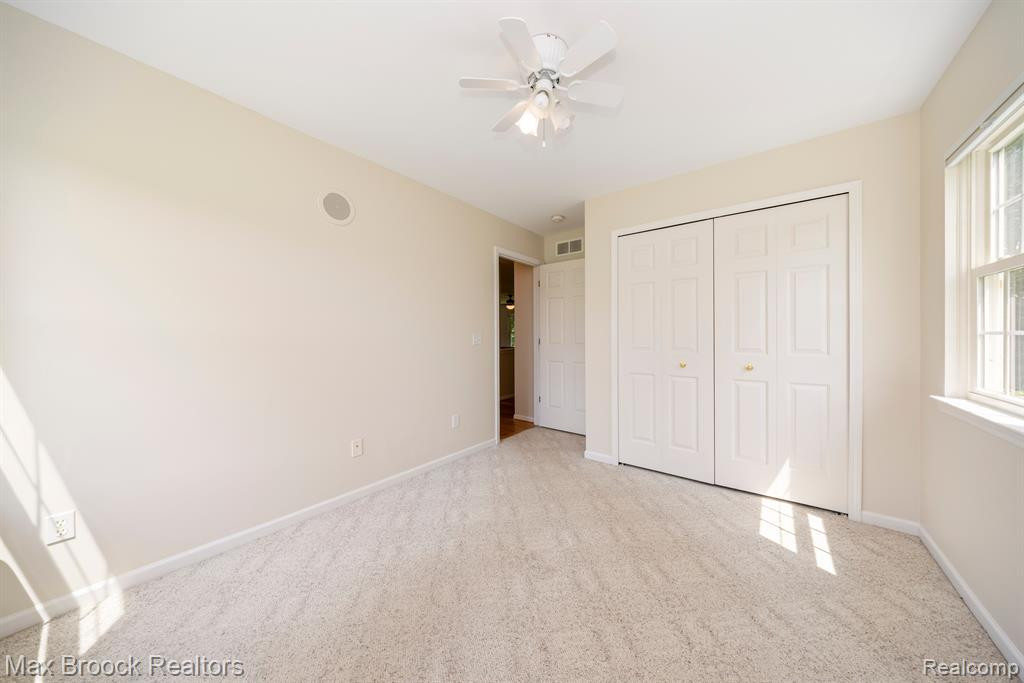 6694 FLEMING Road, Fowlerville, MI 48836 — Photo 22