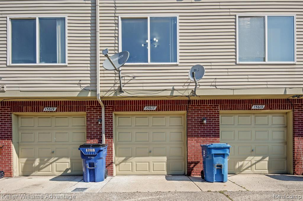 15617 STONE CROSSING Drive, Southfield, MI 48075 — Photo 14