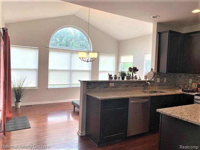 59617 TWIN PINES Drive, New Hudson, MI 48165 — Photo 4