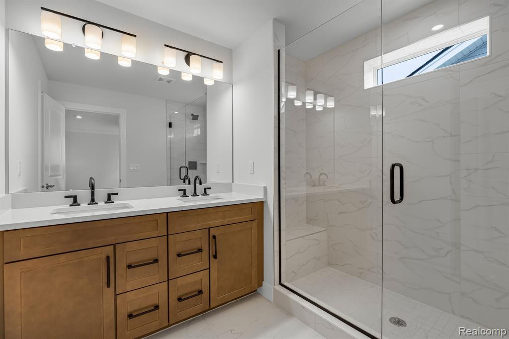 7895 HARPER Lane, West Bloomfield, MI — Photo 10