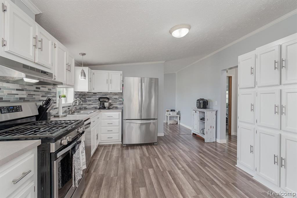 17985 W TOWNLINE Road, St. Charles, MI 48655 — Photo 10