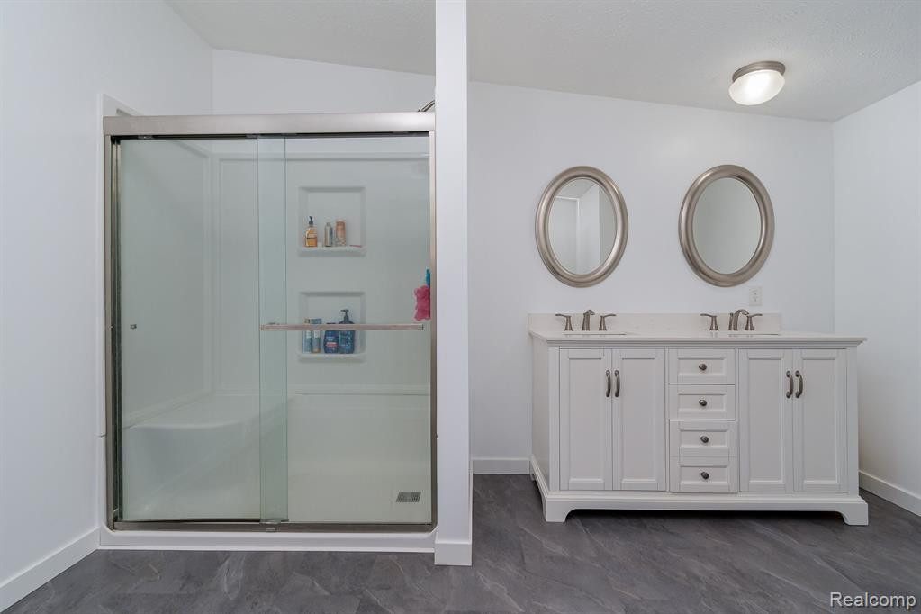 17985 W TOWNLINE Road, St. Charles, MI 48655 — Photo 19