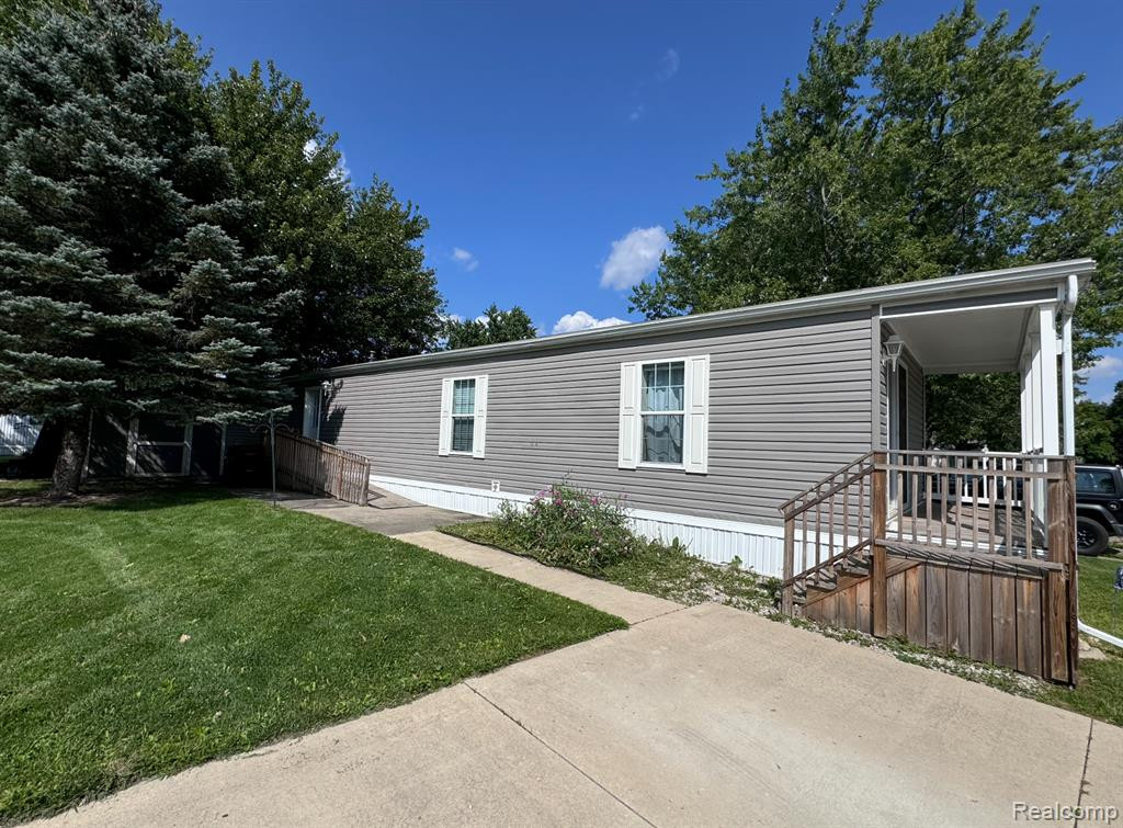 400 W Grand River Ave Lot 75, Webberville, MI 48892 — Photo 3