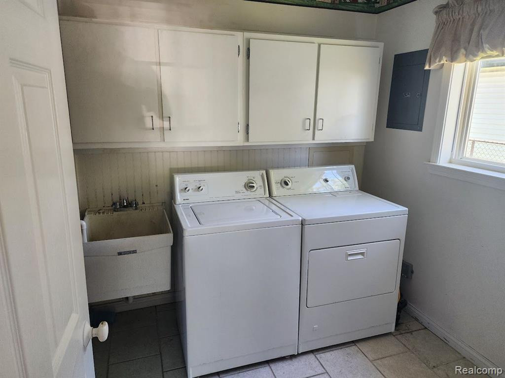 6800 JACKSON Avenue, Warren, MI 48091 — Photo 10