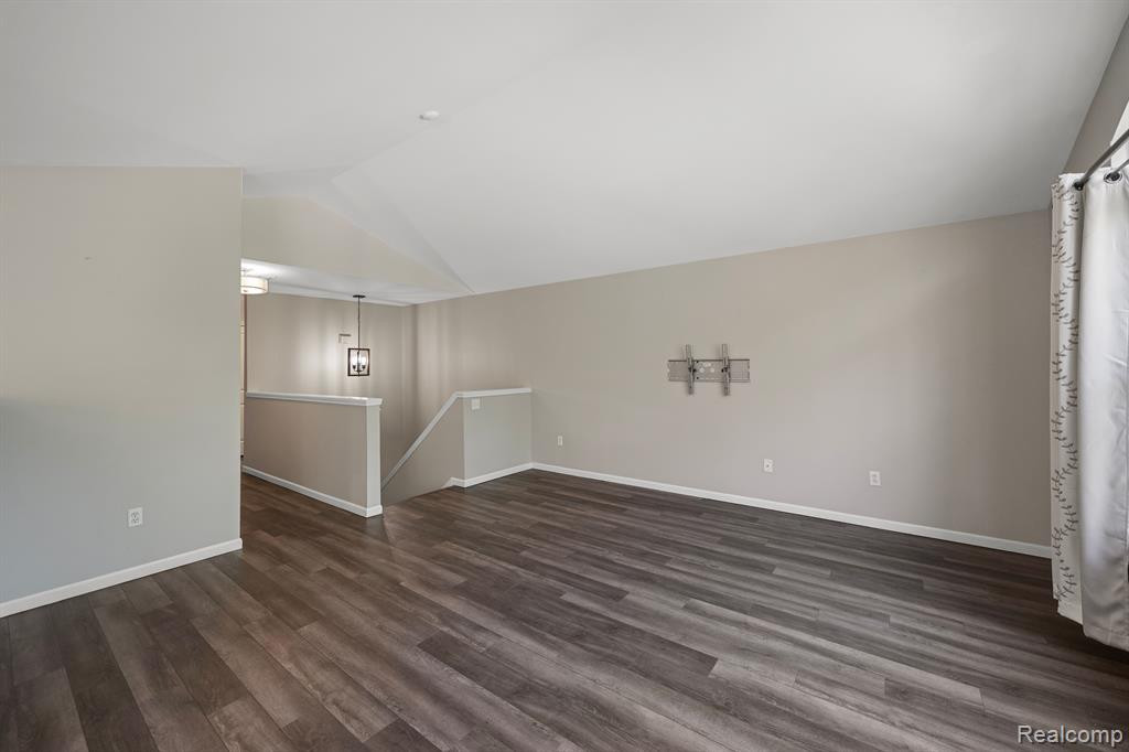 3980 ELIZABETH Avenue, Canton, MI 48188 — Photo 5