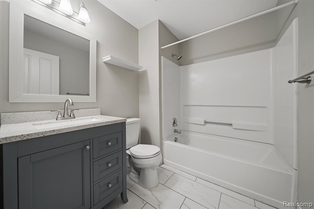 3980 ELIZABETH Avenue, Canton, MI 48188 — Photo 26