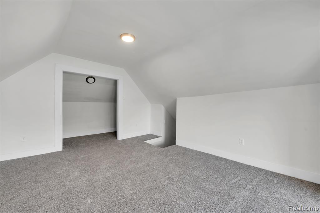 516 MARSTON Street, Detroit, MI 48202 — Photo 23