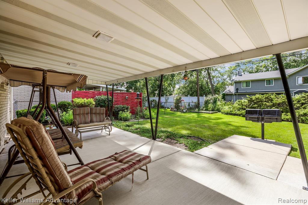 6499 CAMBRIDGE Street, Dearborn Heights, MI 48127 — Photo 21