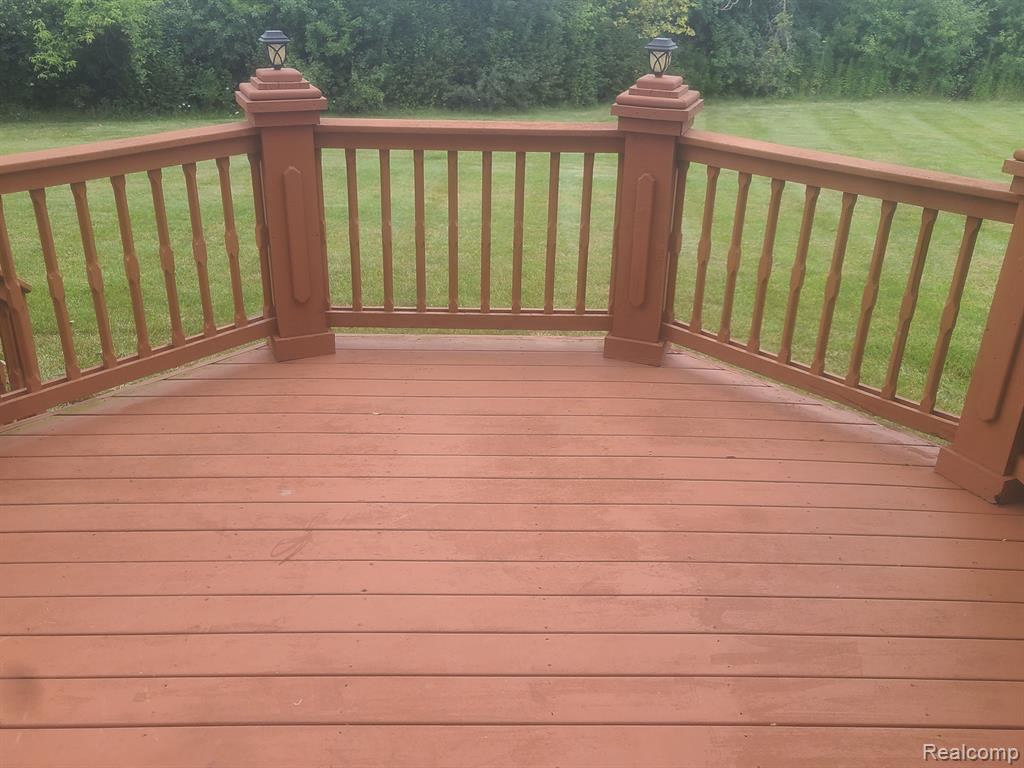 9785 RAVENSHIRE Drive, Ypsilanti, MI 48198 — Photo 14