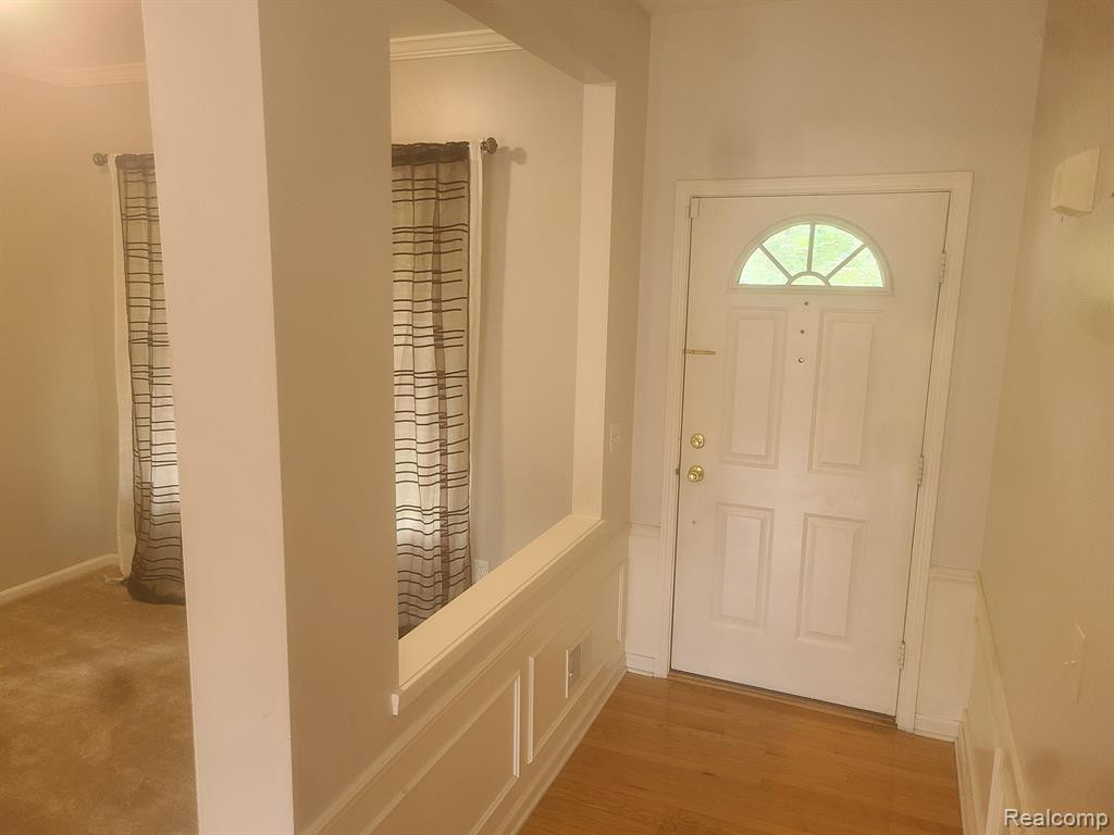 9785 RAVENSHIRE Drive, Ypsilanti, MI 48198 — Photo 40
