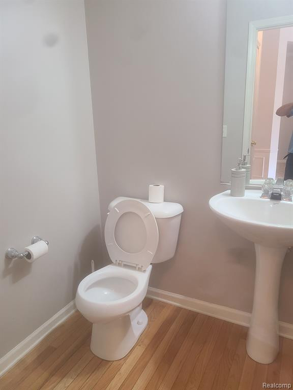 9785 RAVENSHIRE Drive, Ypsilanti, MI 48198 — Photo 46