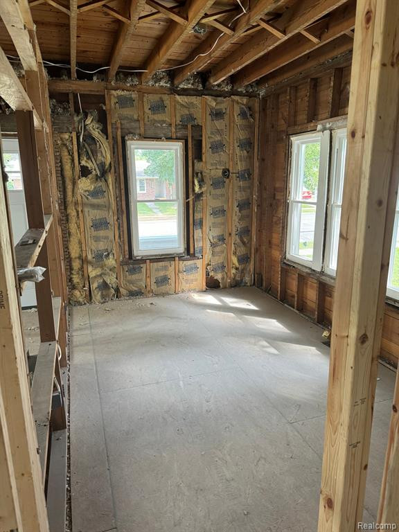 410 E 12 MILE Road, Royal Oak, MI 48073 — Photo 10