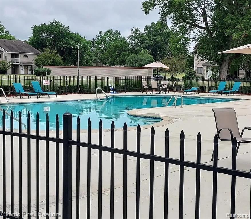 767 CLUBHOUSE Drive, Ypsilanti, MI 48197 — Photo 13