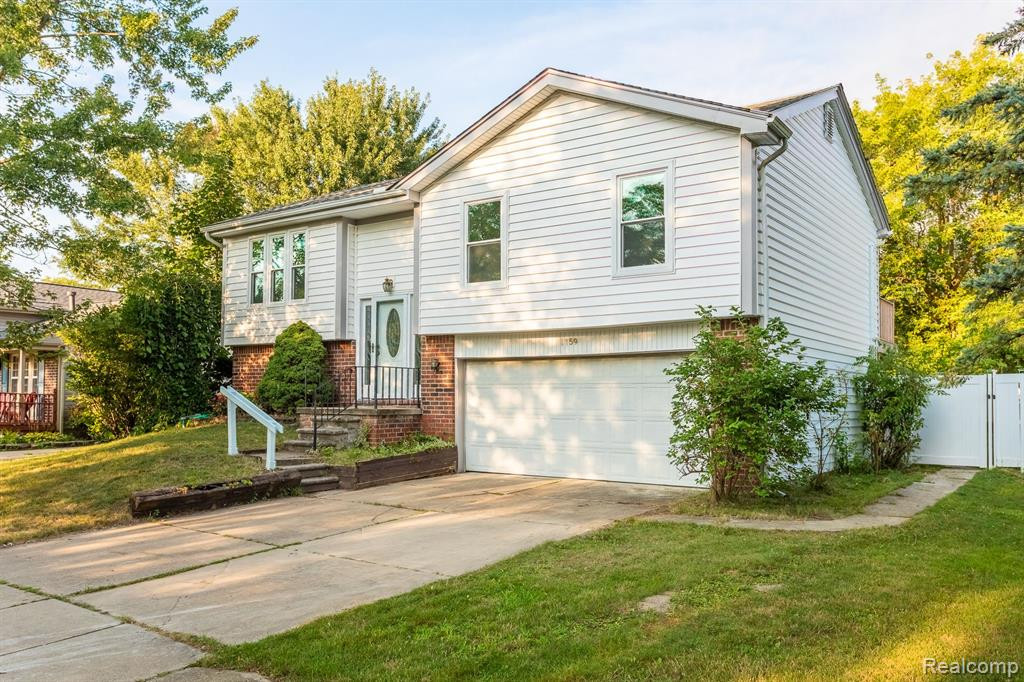 1159 HAMPSHIRE Drive, Canton, MI 48188 — Photo 3