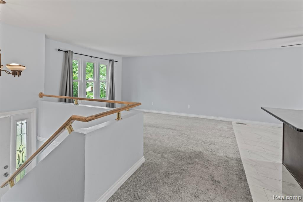 1159 HAMPSHIRE Drive, Canton, MI 48188 — Photo 5