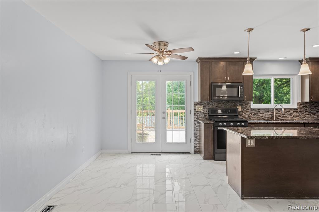 1159 HAMPSHIRE Drive, Canton, MI 48188 — Photo 10