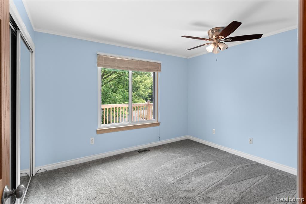 1159 HAMPSHIRE Drive, Canton, MI 48188 — Photo 21