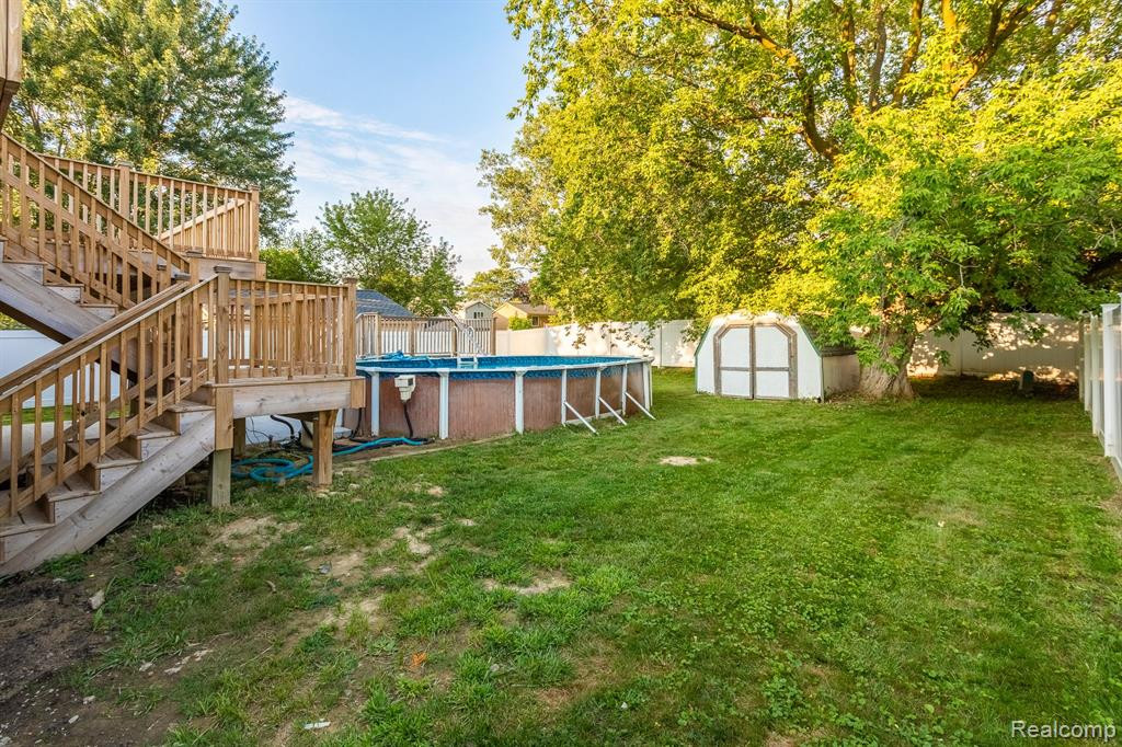 1159 HAMPSHIRE Drive, Canton, MI 48188 — Photo 30