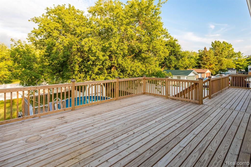 1159 HAMPSHIRE Drive, Canton, MI 48188 — Photo 36