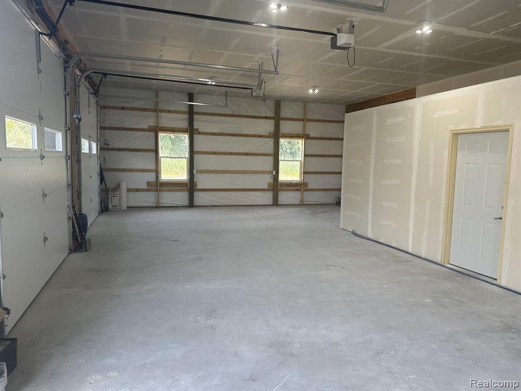 41063 WILLOW Road, New Boston, MI 48164 — Photo 20