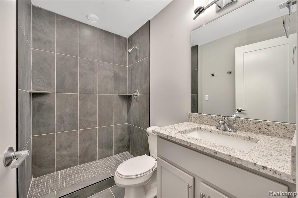 41546 ORIANNA Lane, 24, Novi, MI — Photo 34